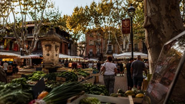 Pourquoi ne pas rater le marché place Cassanyes à Perpignan