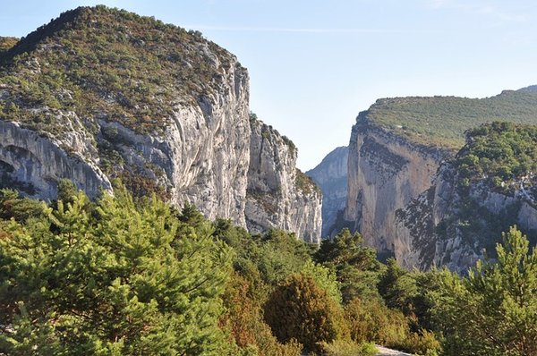 Les 10 Meilleurs Campings du Verdon pour un Séjour Inoubliable en Pleine Nature
